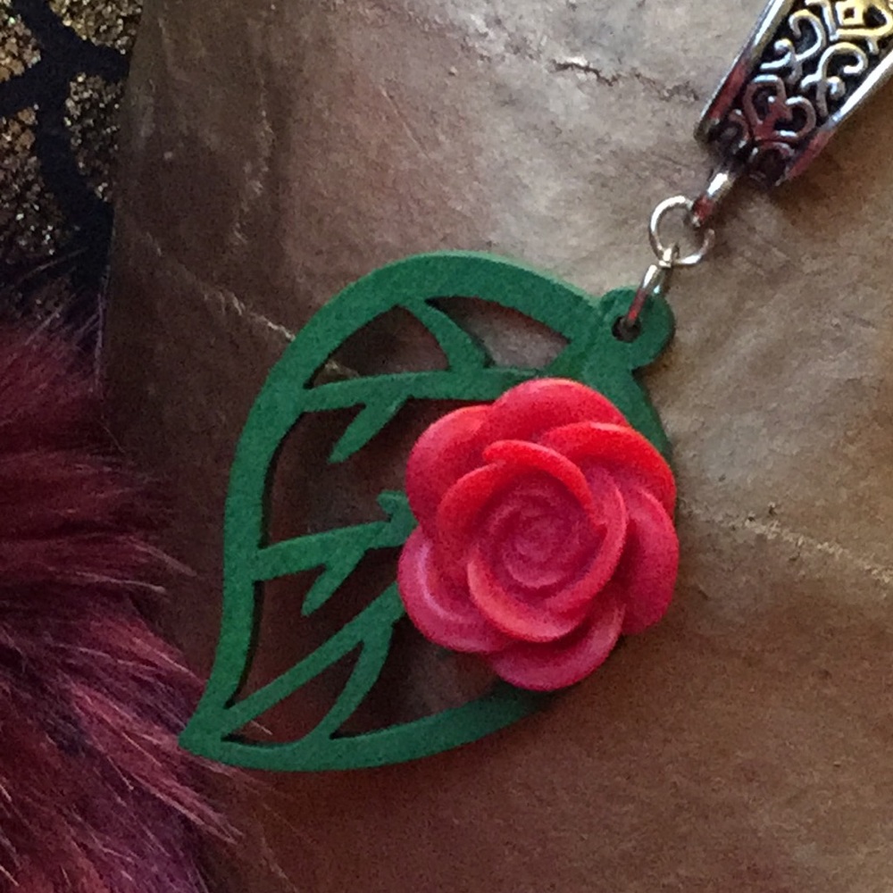 DogDayPixie Necklace